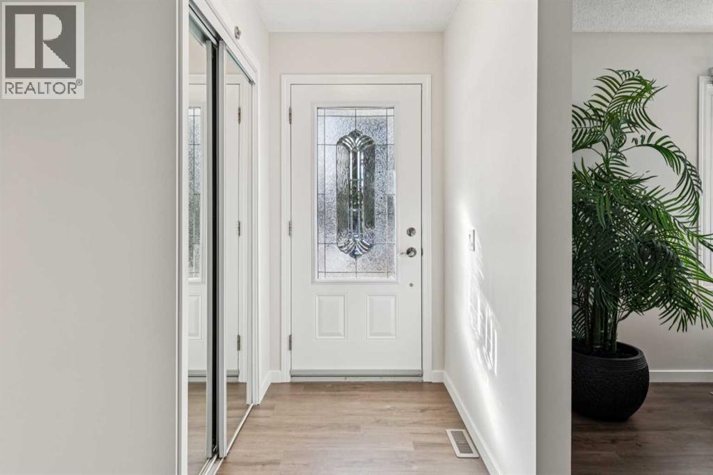 Single Family House 4 Level for Sale in  Lake Adams Crescent SE Lake Bonavista Calgary 