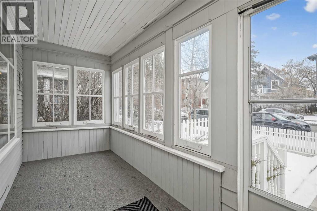 Single Family House for Sale in   Avenue SW Sunalta Calgary 