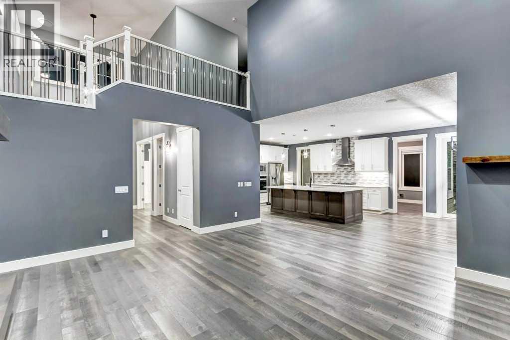Single Family House for Sale in   Fortress Bay SW Springbank Hill Calgary 