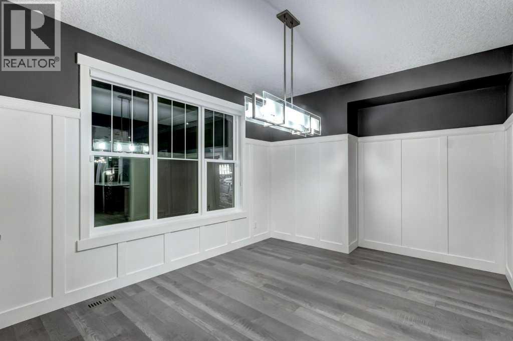 Single Family House for Sale in   Fortress Bay SW Springbank Hill Calgary 