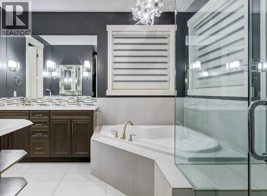 Single Family House for Sale in   Fortress Bay SW Springbank Hill Calgary 