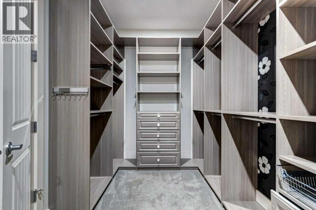 Single Family House for Sale in   Fortress Bay SW Springbank Hill Calgary 