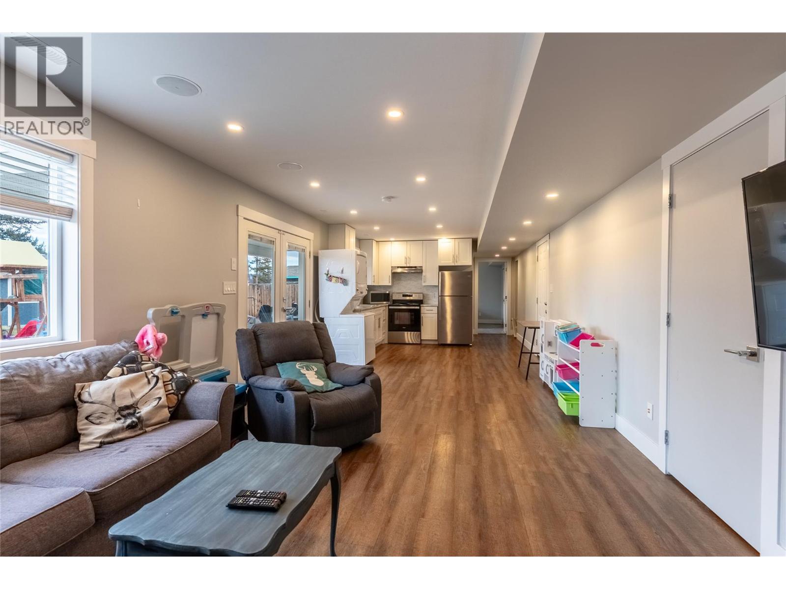 440 DALADON Drive, Logan Lake