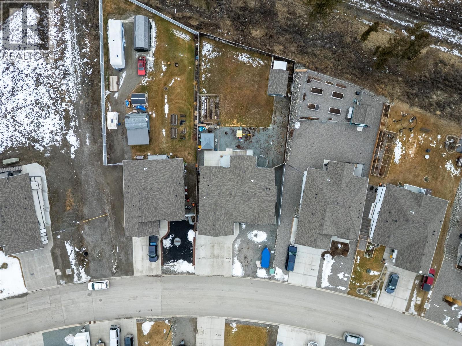 440 DALADON Drive, Logan Lake