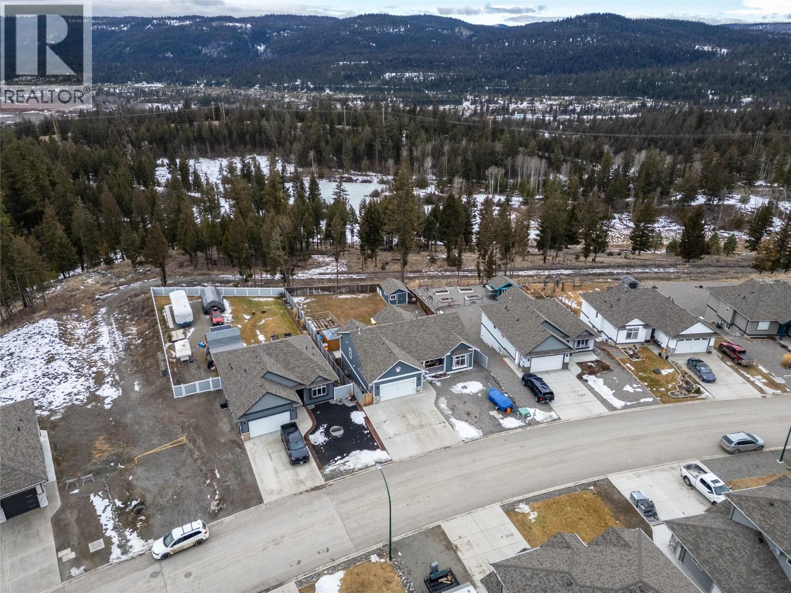 440 DALADON Drive, Logan Lake