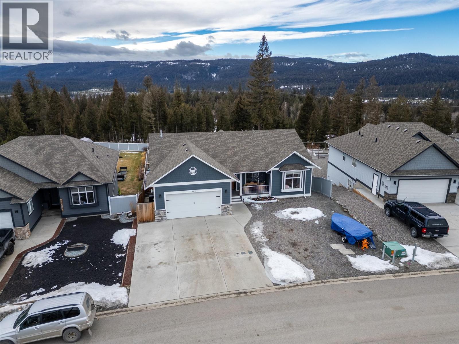 440 DALADON Drive, Logan Lake