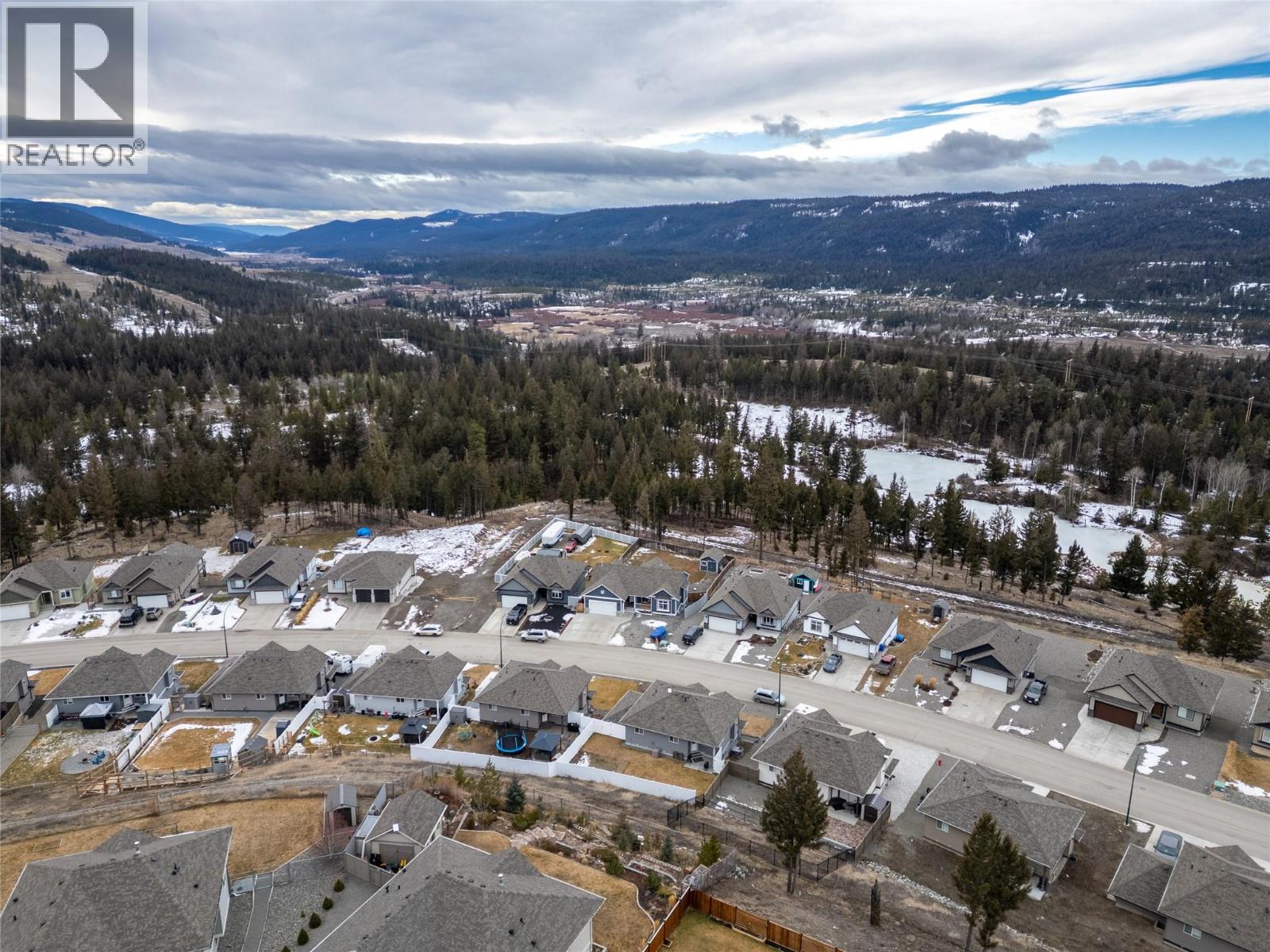 440 DALADON Drive, Logan Lake