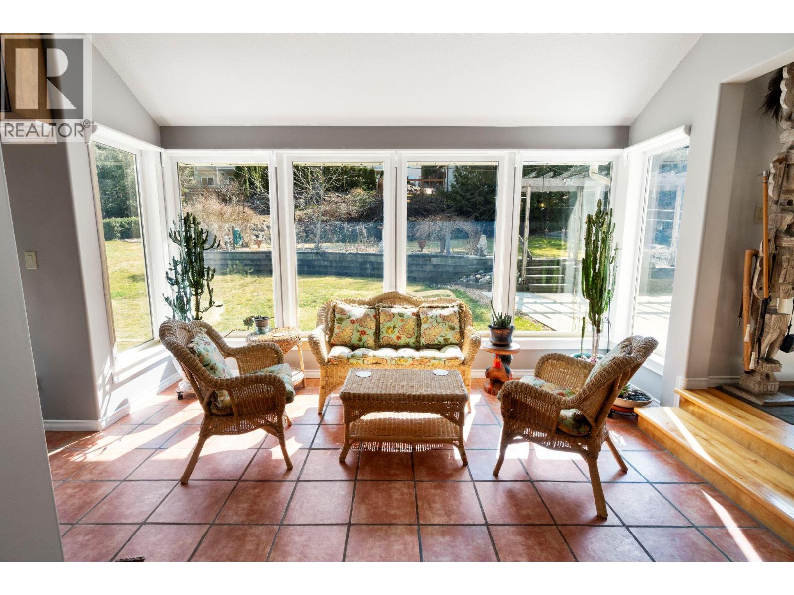 2572 Bayview Road, Blind Bay