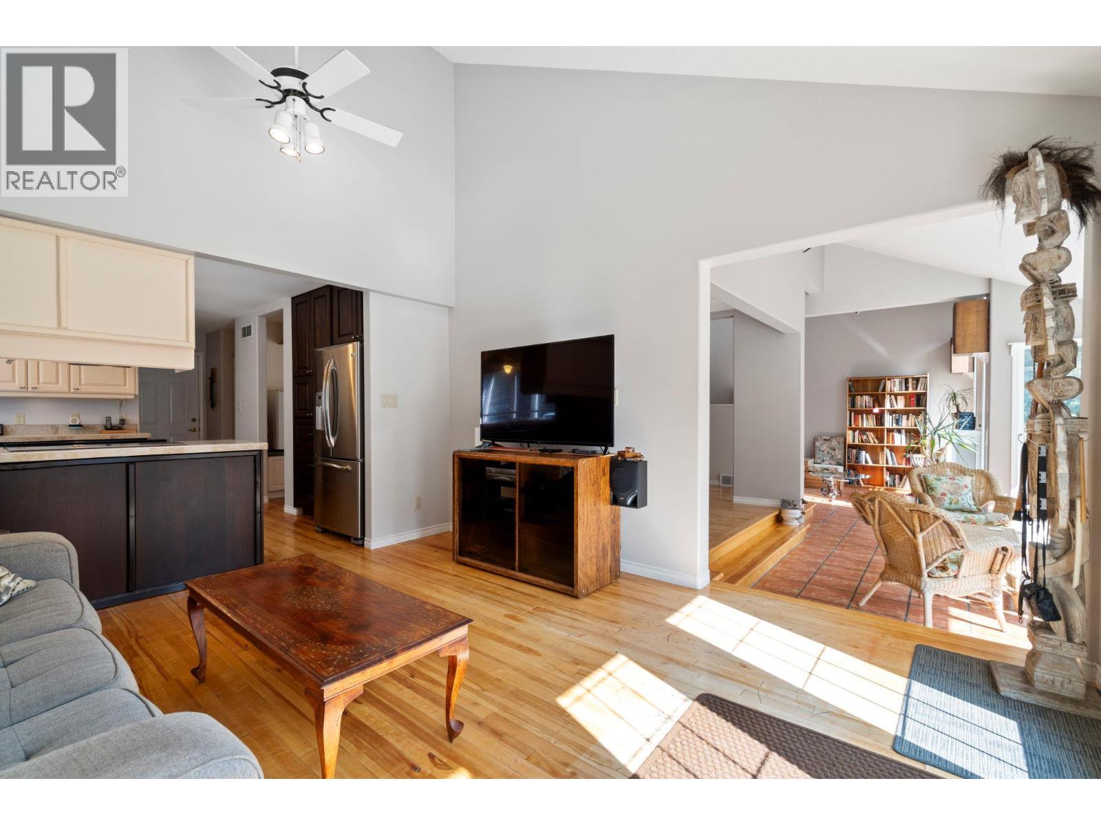 2572 Bayview Road, Blind Bay