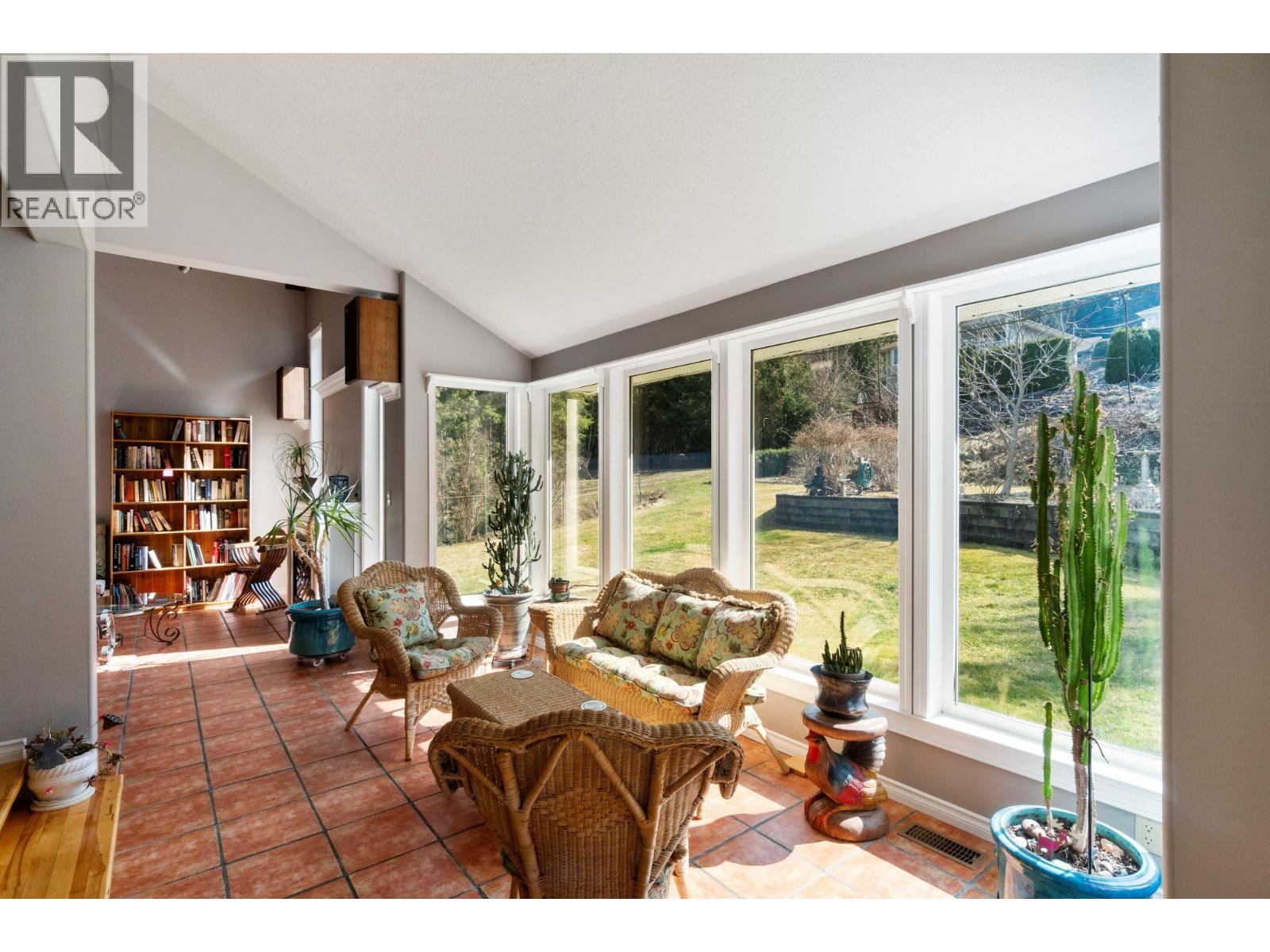 2572 Bayview Road, Blind Bay