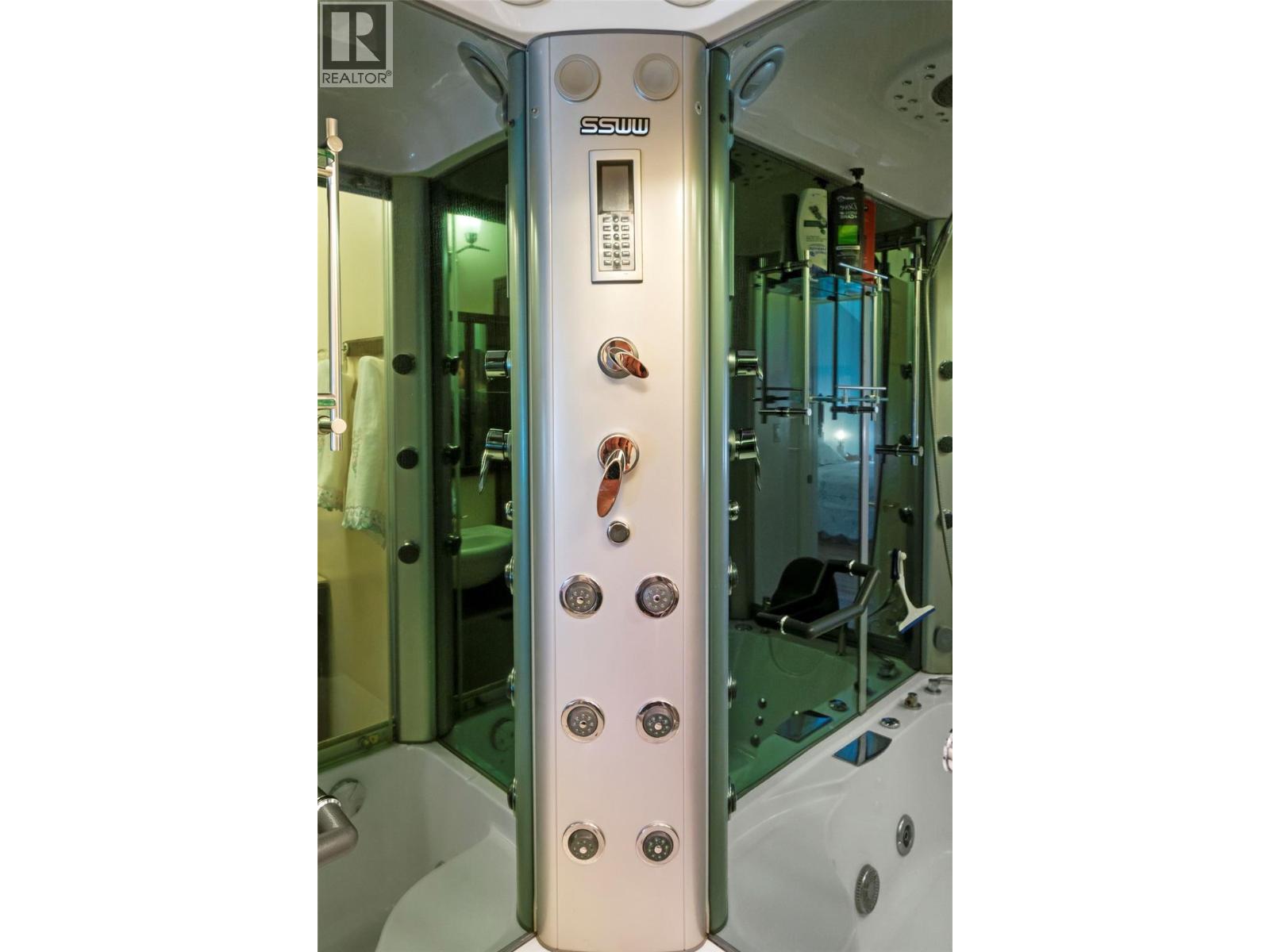 2572 Bayview Road, Blind Bay