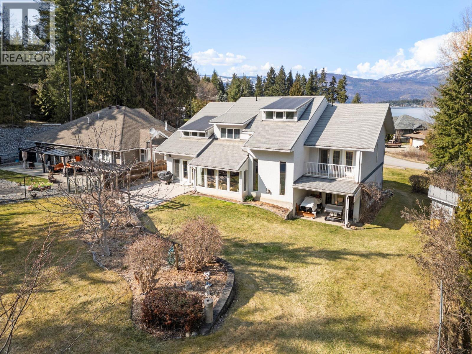 2572 Bayview Road, Blind Bay