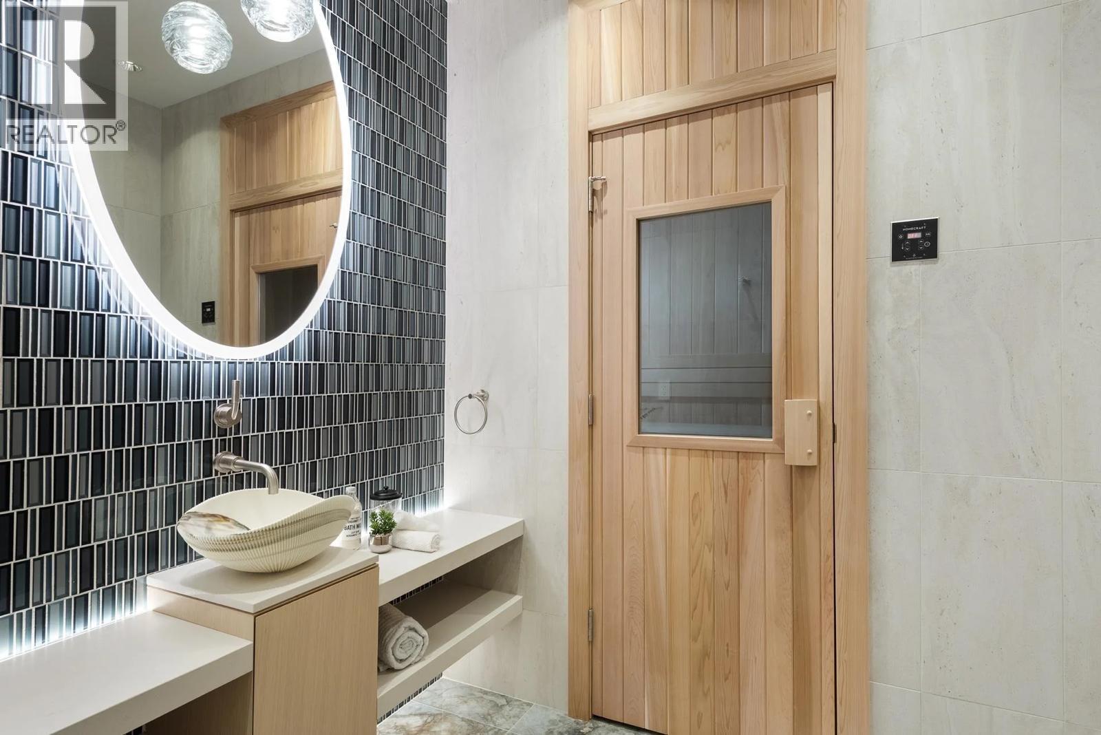 1 2128 W 21ST AVENUE, Vancouver