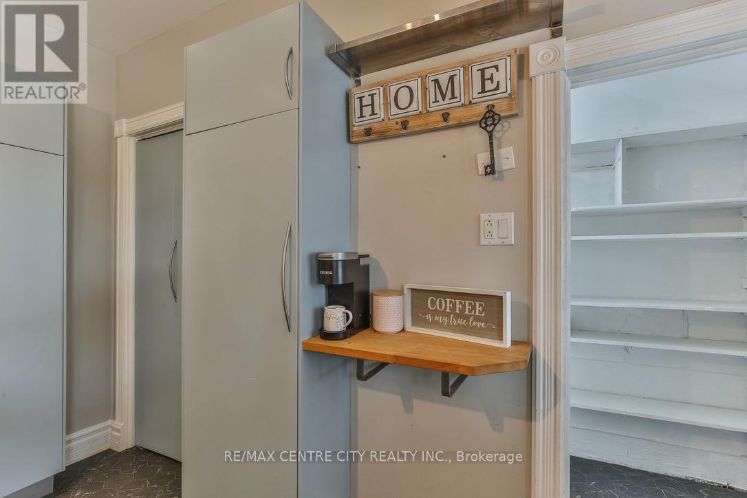 54 WILLIAM STREET Property Photo