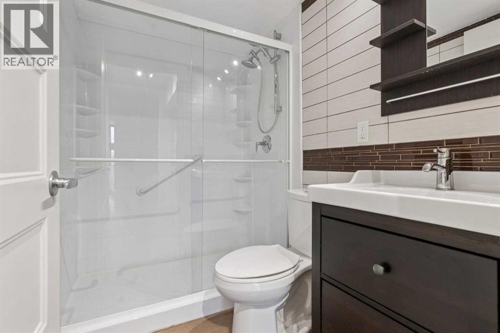 Single Family House for Sale in    Avenue SW Windsor Park Calgary 