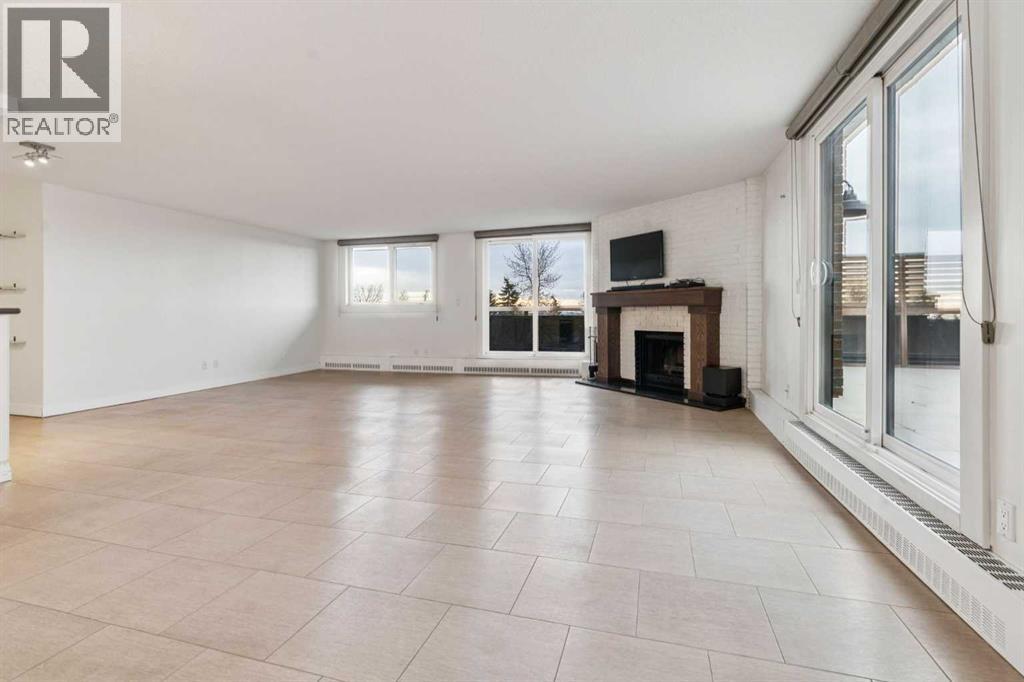 Single Family House for Sale in    Avenue SW Windsor Park Calgary 