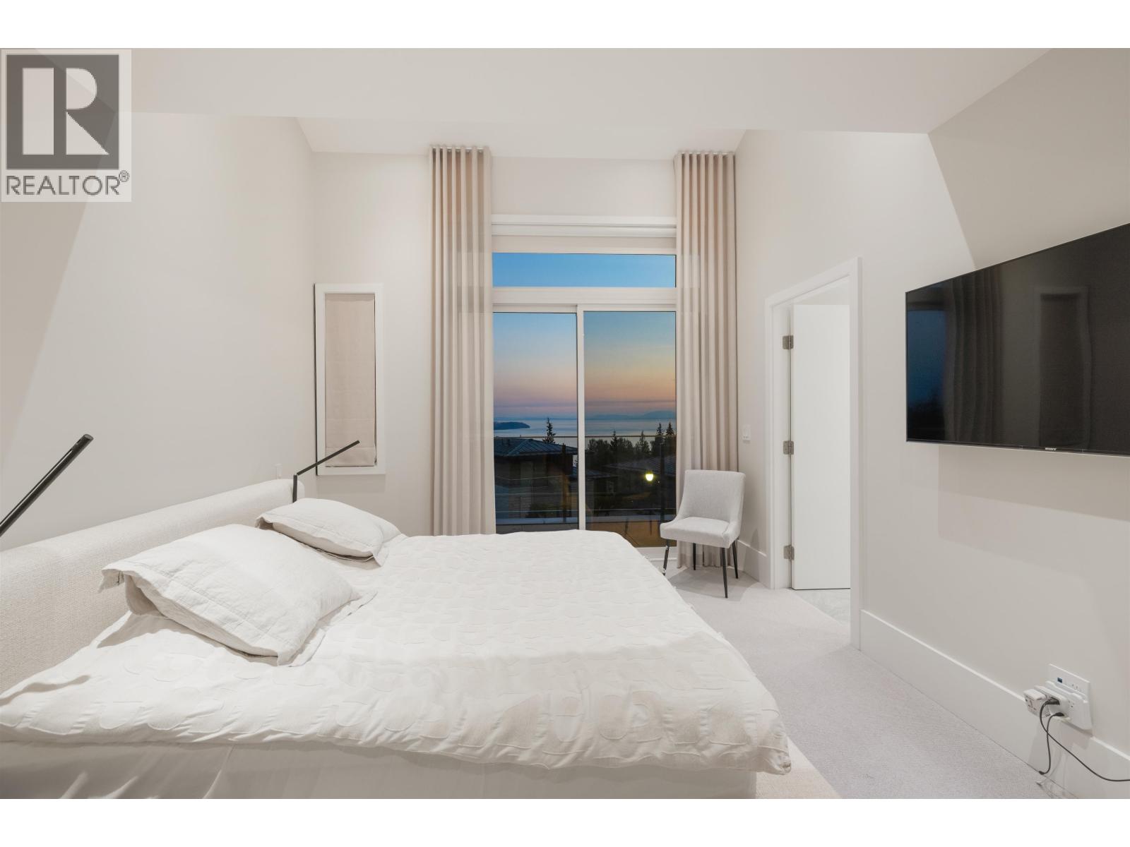 2993 BURFIELD PLACE, West Vancouver