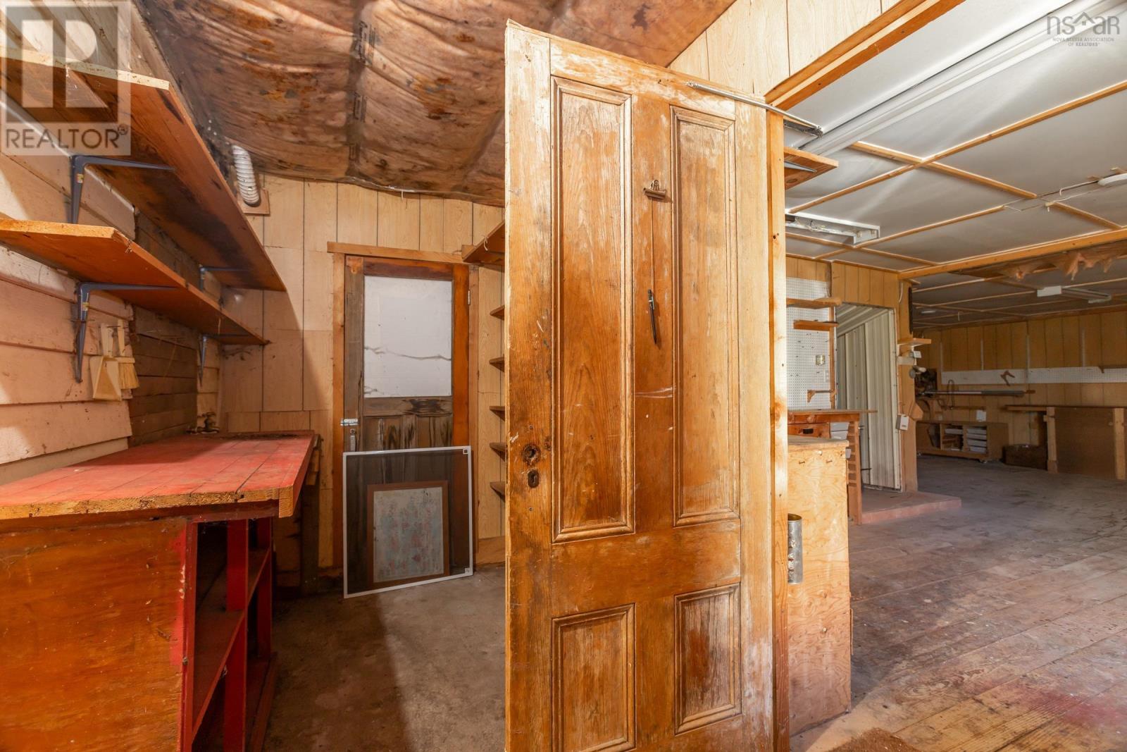 Property 34 of 46 of 1611 Granville Road