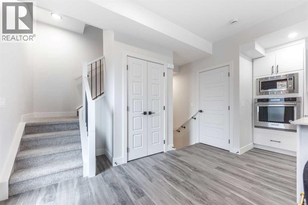 Single Family House for Sale in    Avenue  NW West Hillhurst Calgary 