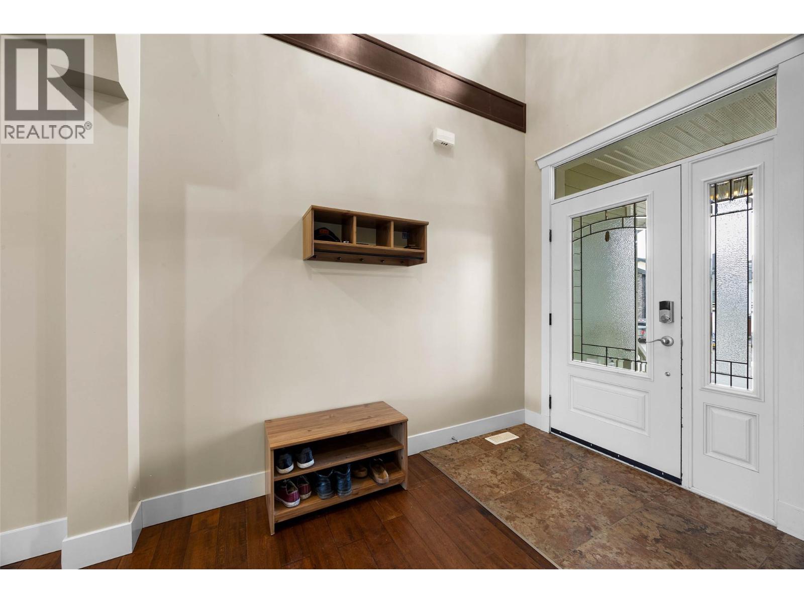 2748 Beachmount Crescent, Kamloops