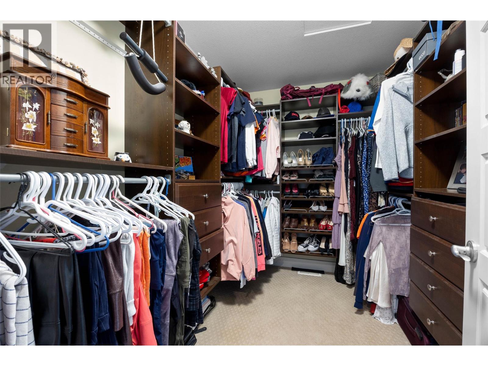 2748 Beachmount Crescent, Kamloops