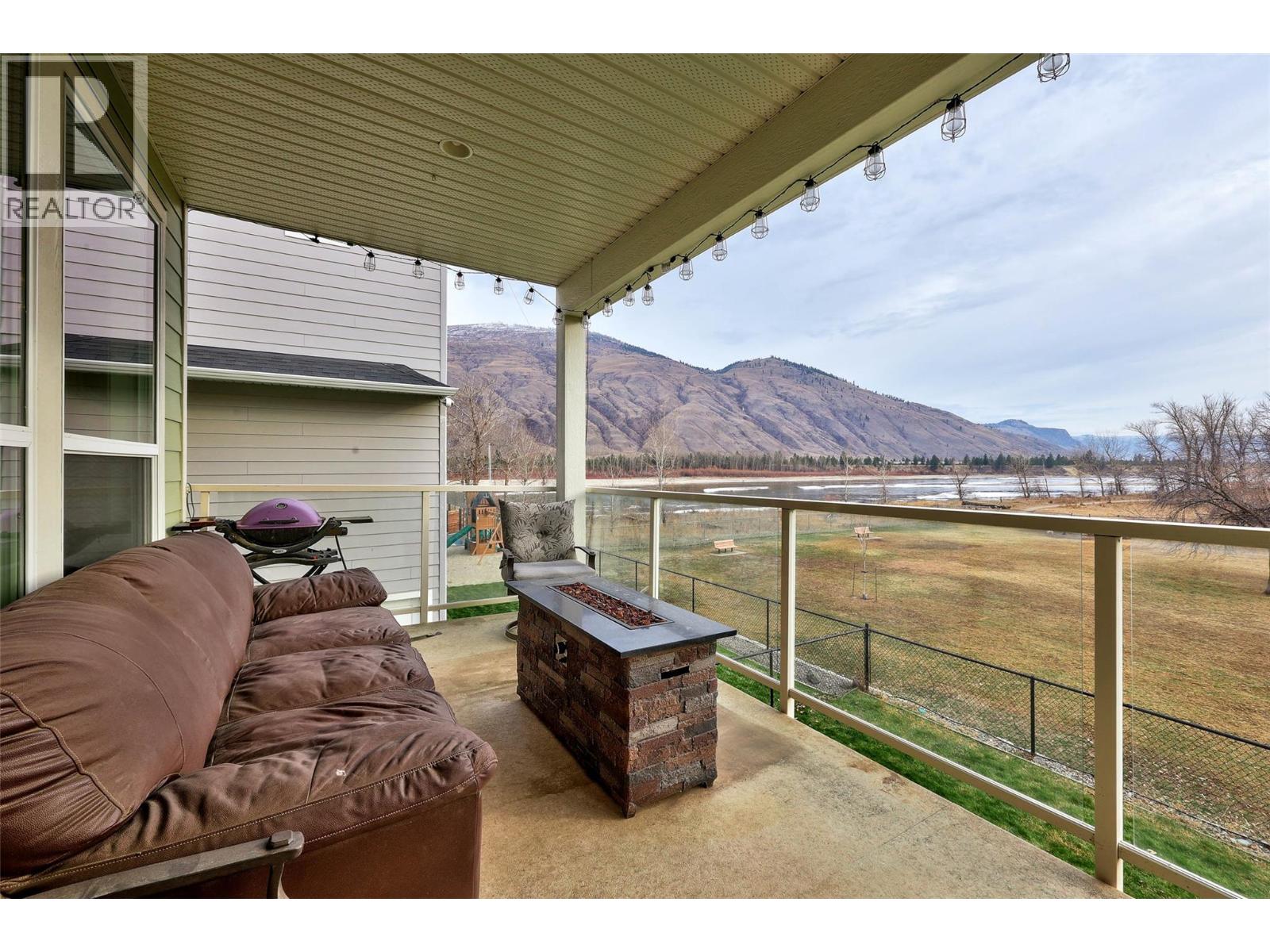 2748 Beachmount Crescent, Kamloops