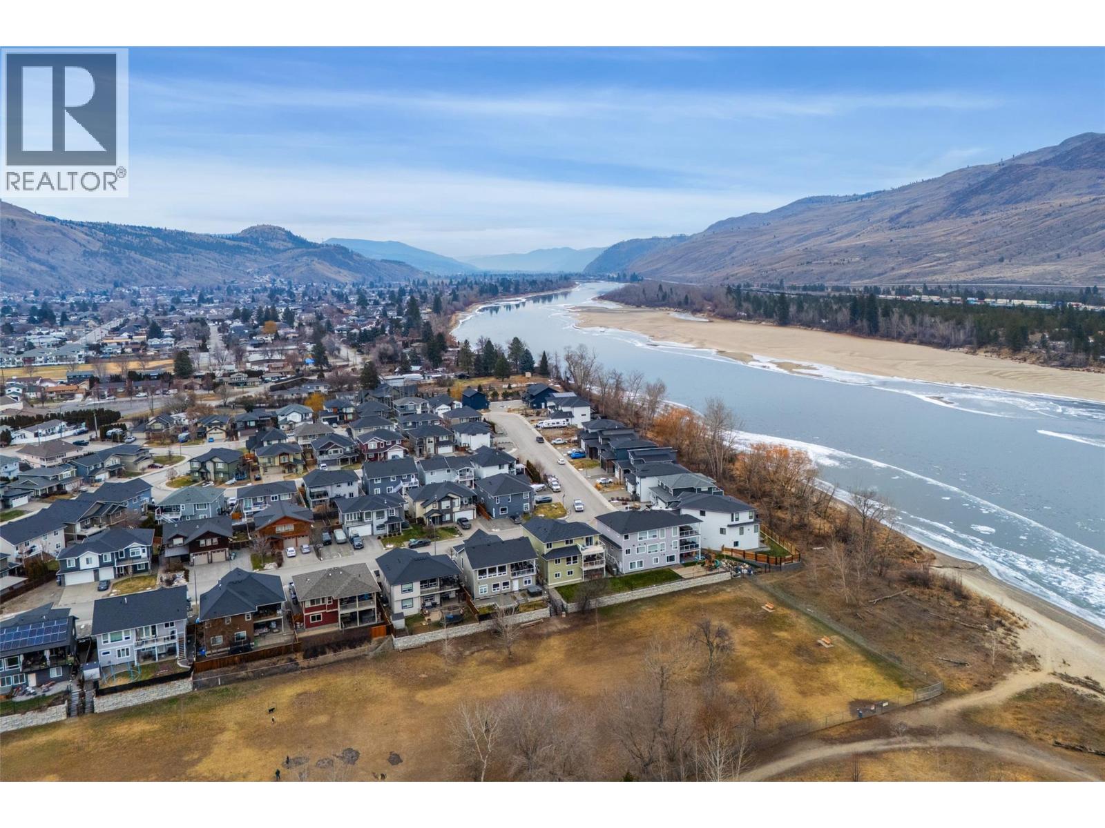 2748 Beachmount Crescent, Kamloops