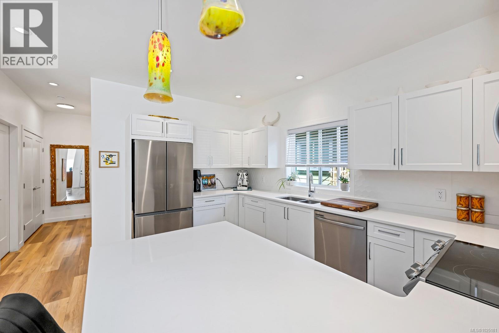 31 Saanich Ridge Dr, Central Saanich