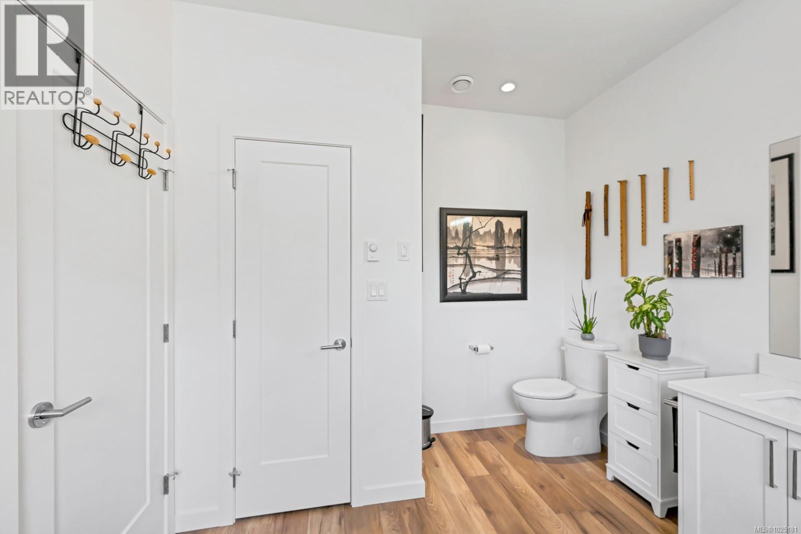 31 Saanich Ridge Dr, Central Saanich