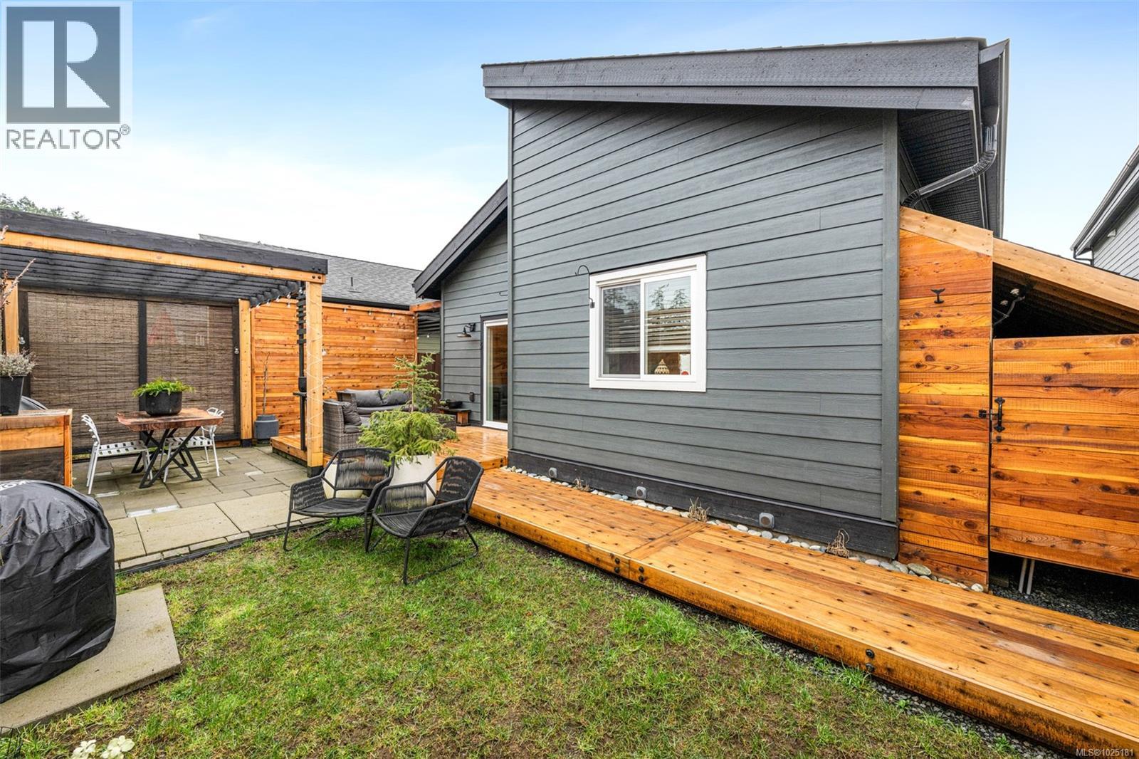 31 Saanich Ridge Dr, Central Saanich