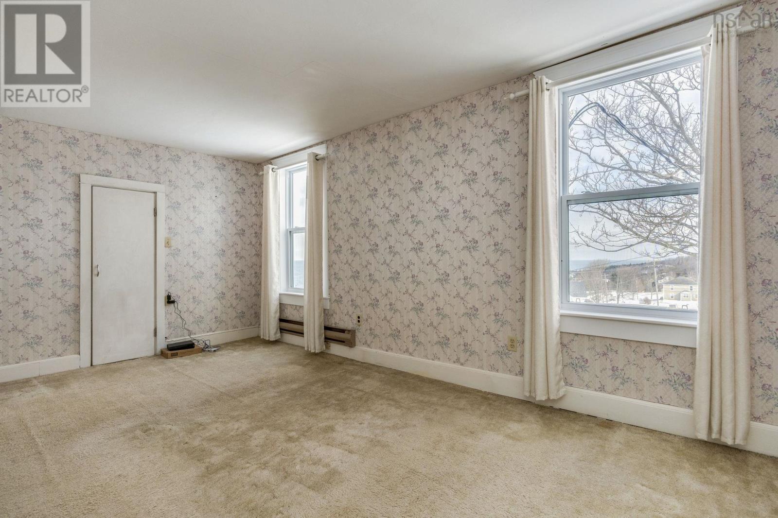 Property 25 of 34 of 3693 Shore Road