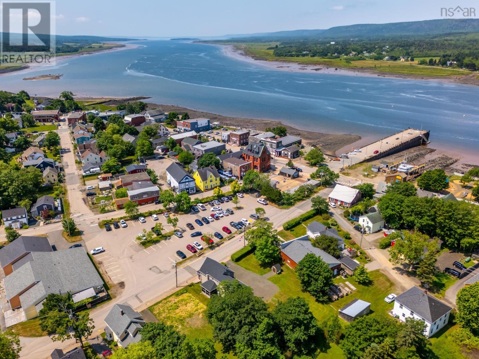 Property 3 of 47 of 36 Drury Lane