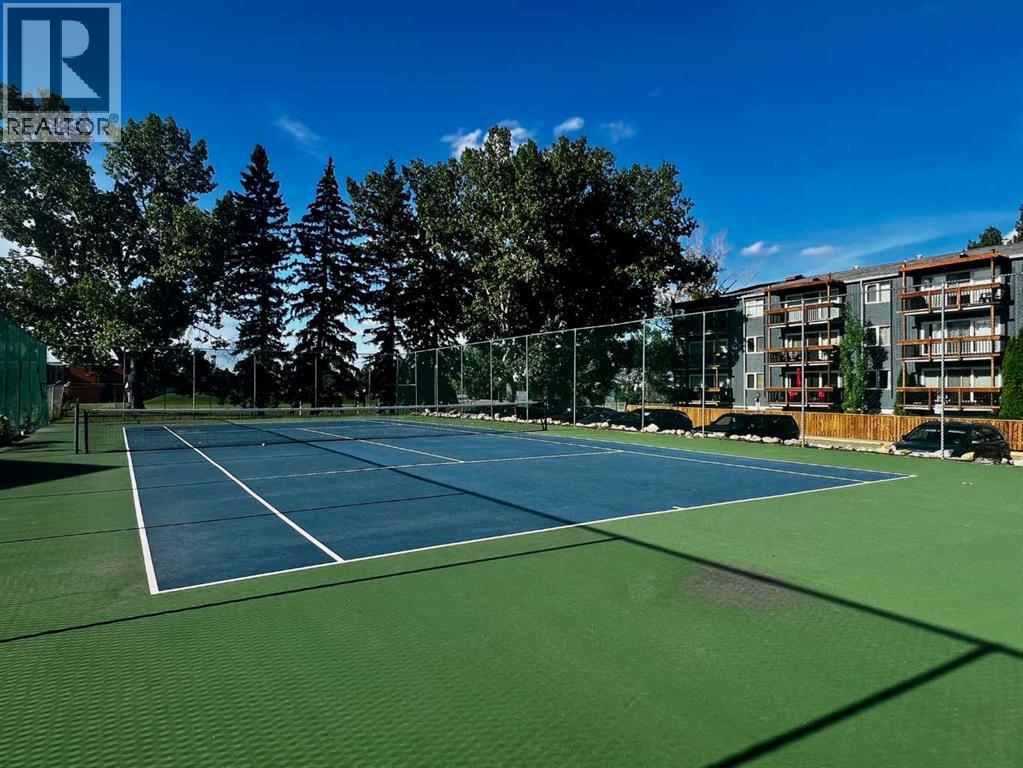 Single Family House for Sale in    Avenue SW Haysboro Calgary 