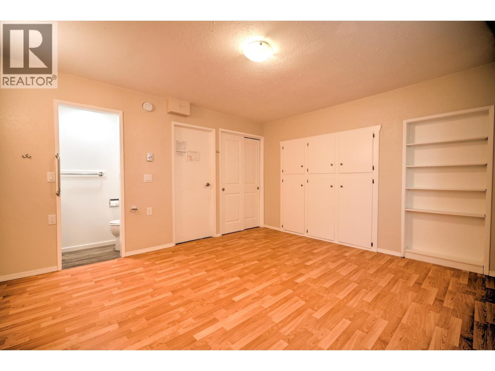 6373 HILLCREST PLACE, Prince George