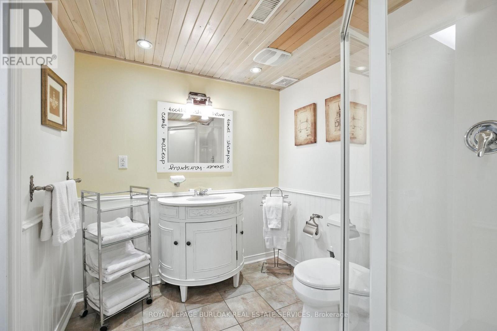 479 BLATHWAYTE LANE - 28