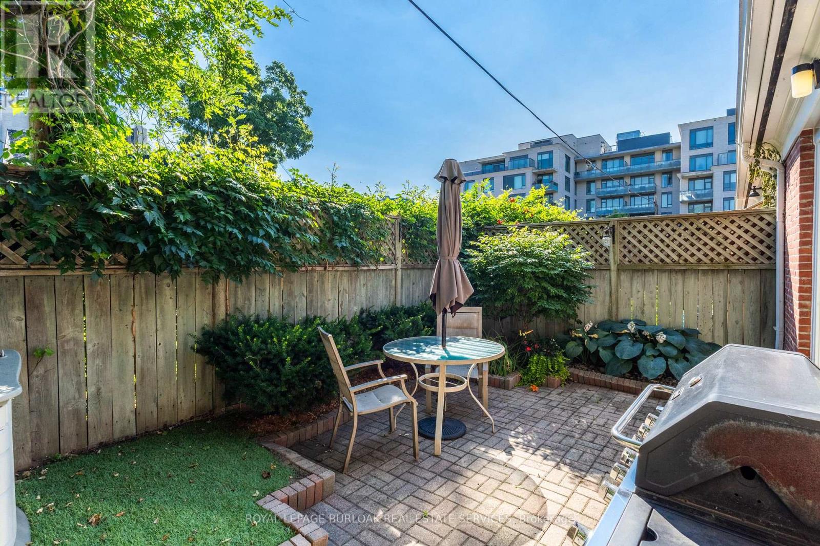 479 BLATHWAYTE LANE - 32