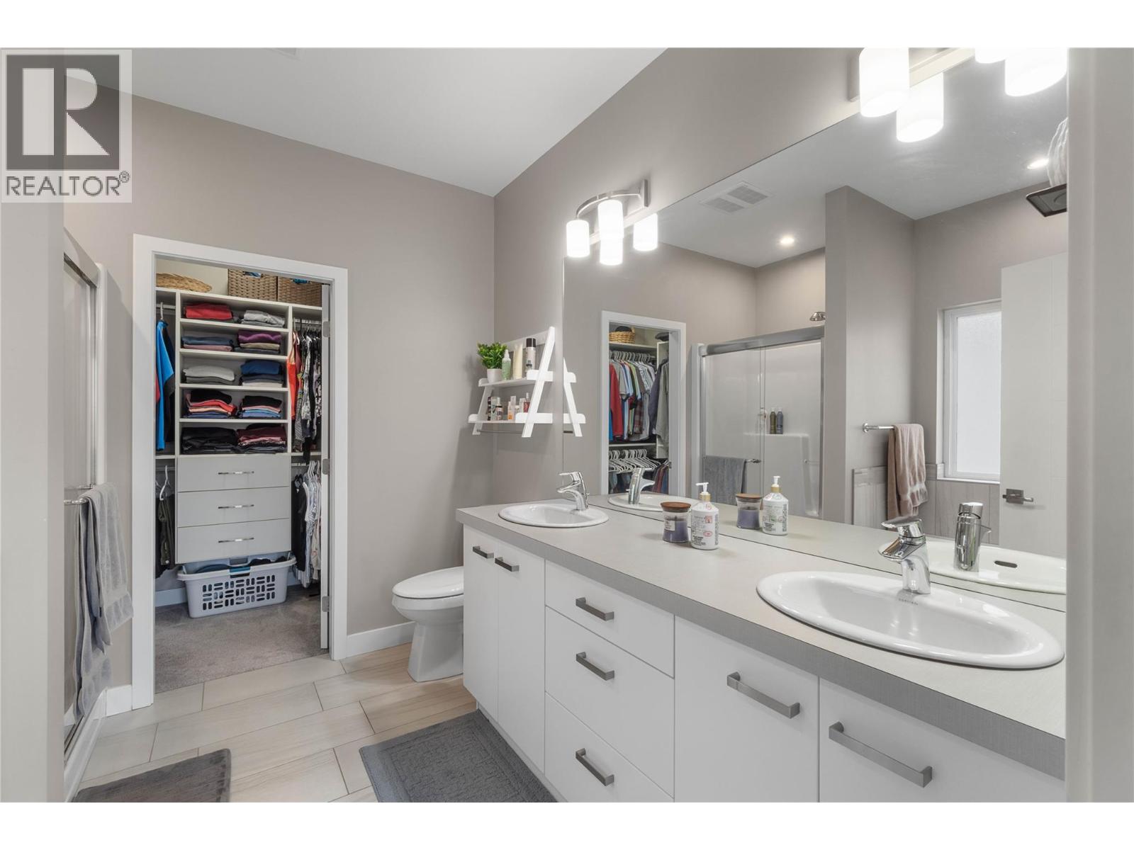 2064 SADDLEBACK Drive, Kamloops