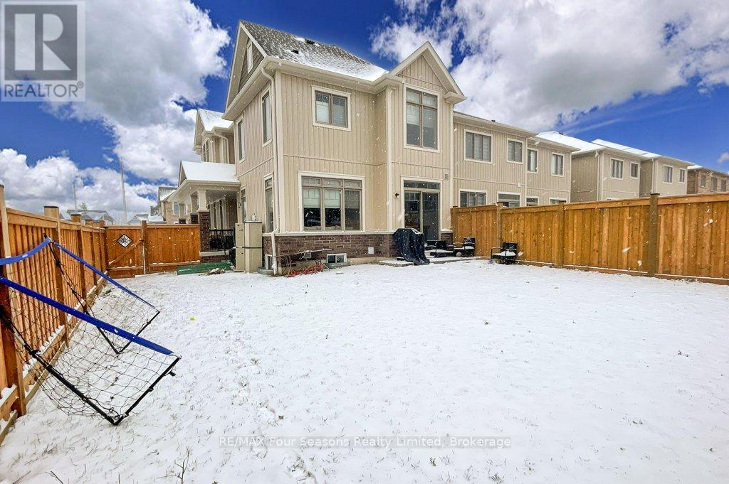 35 KIRBY AVENUE - Photo 3 of 42, Collingwood, Ontario