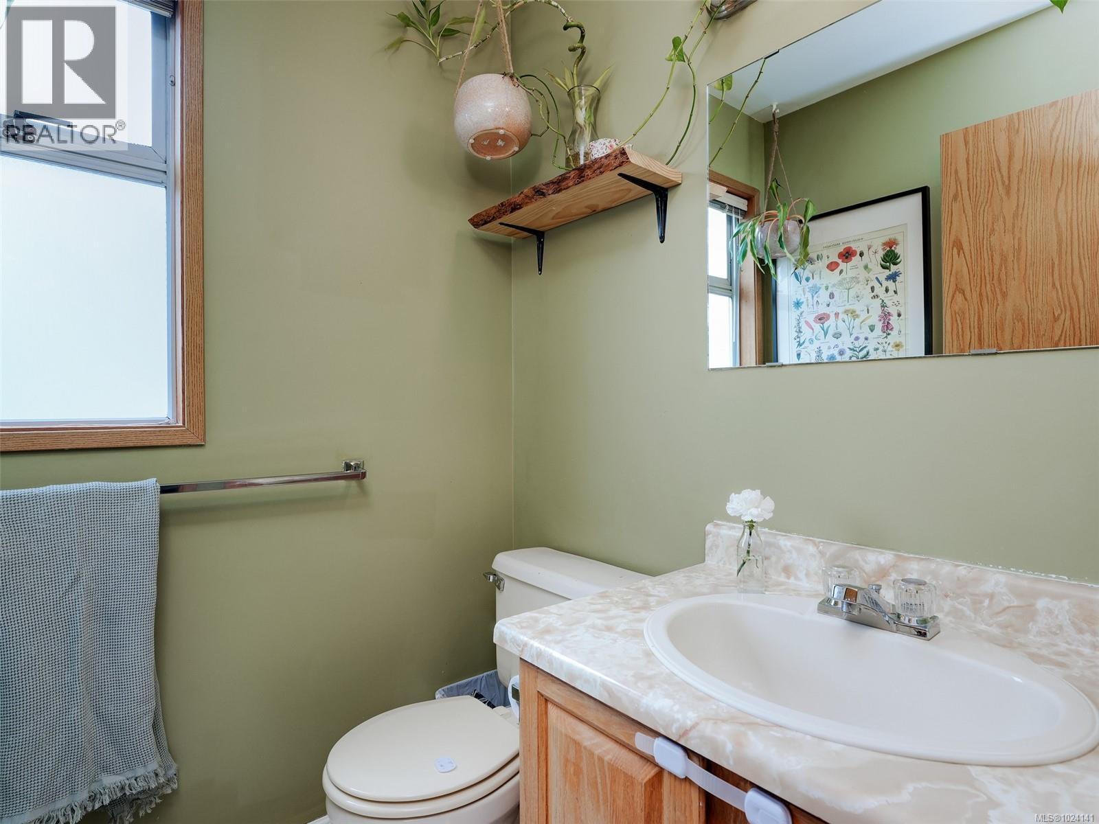  560 Atkins Avenue, Langford