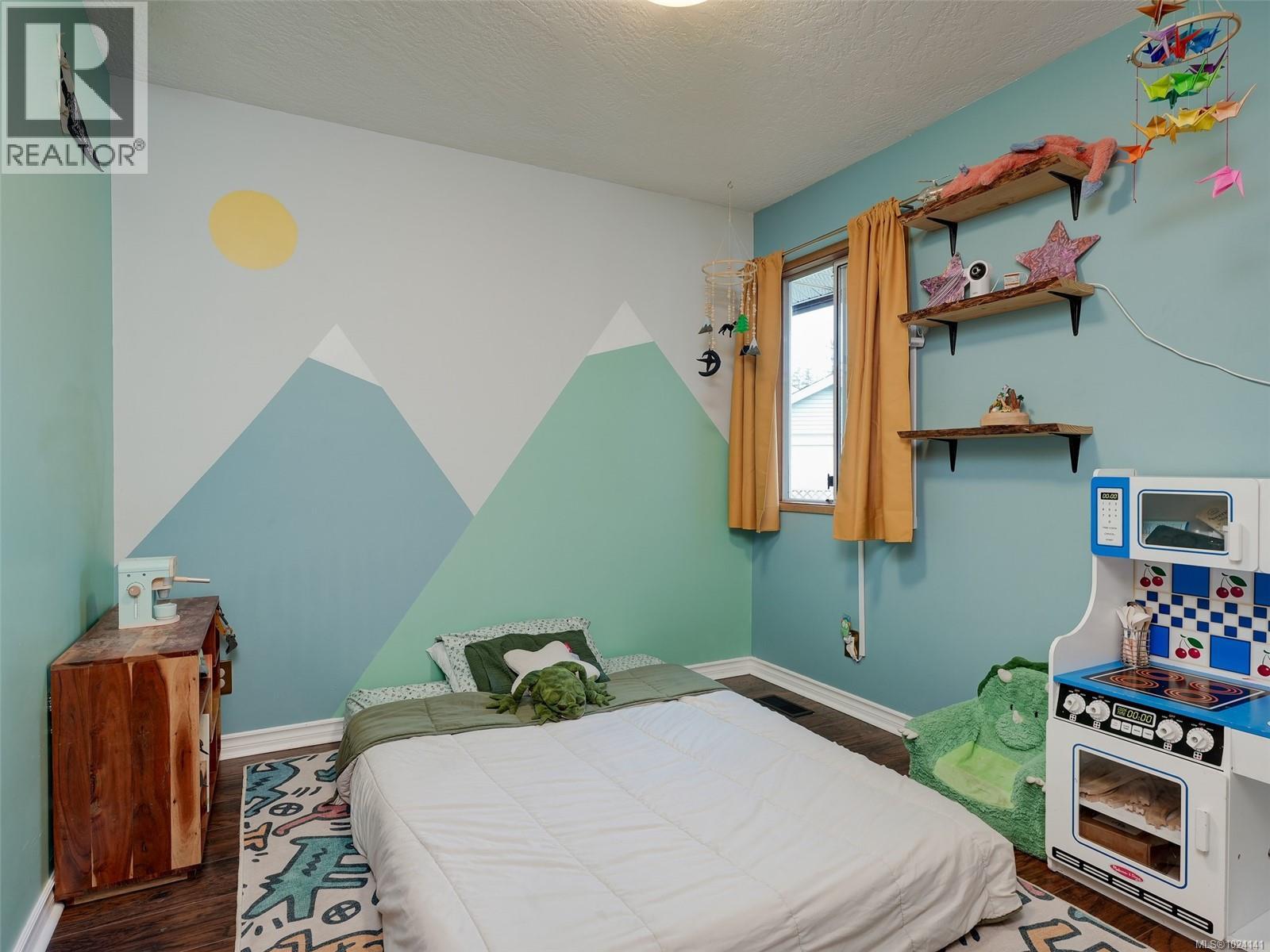  560 Atkins Avenue, Langford