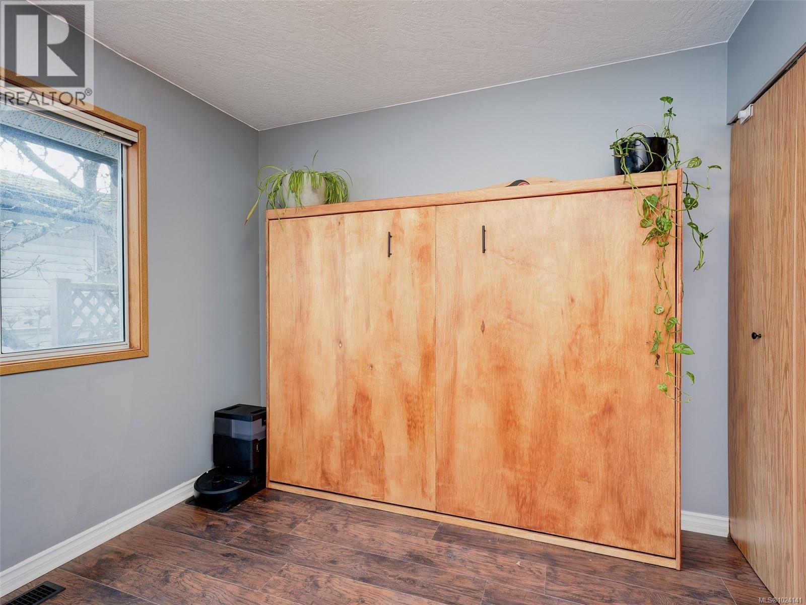  560 Atkins Avenue, Langford