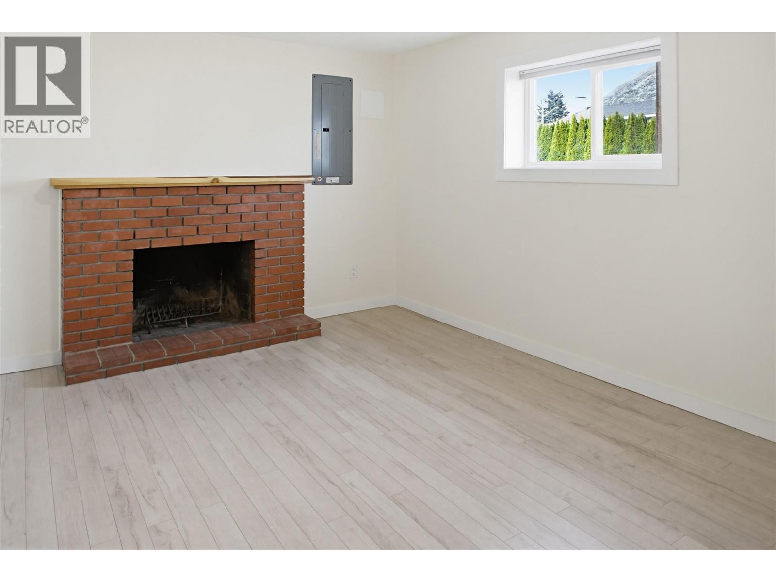 1271 KIMBERLEY CRESCENT - 23