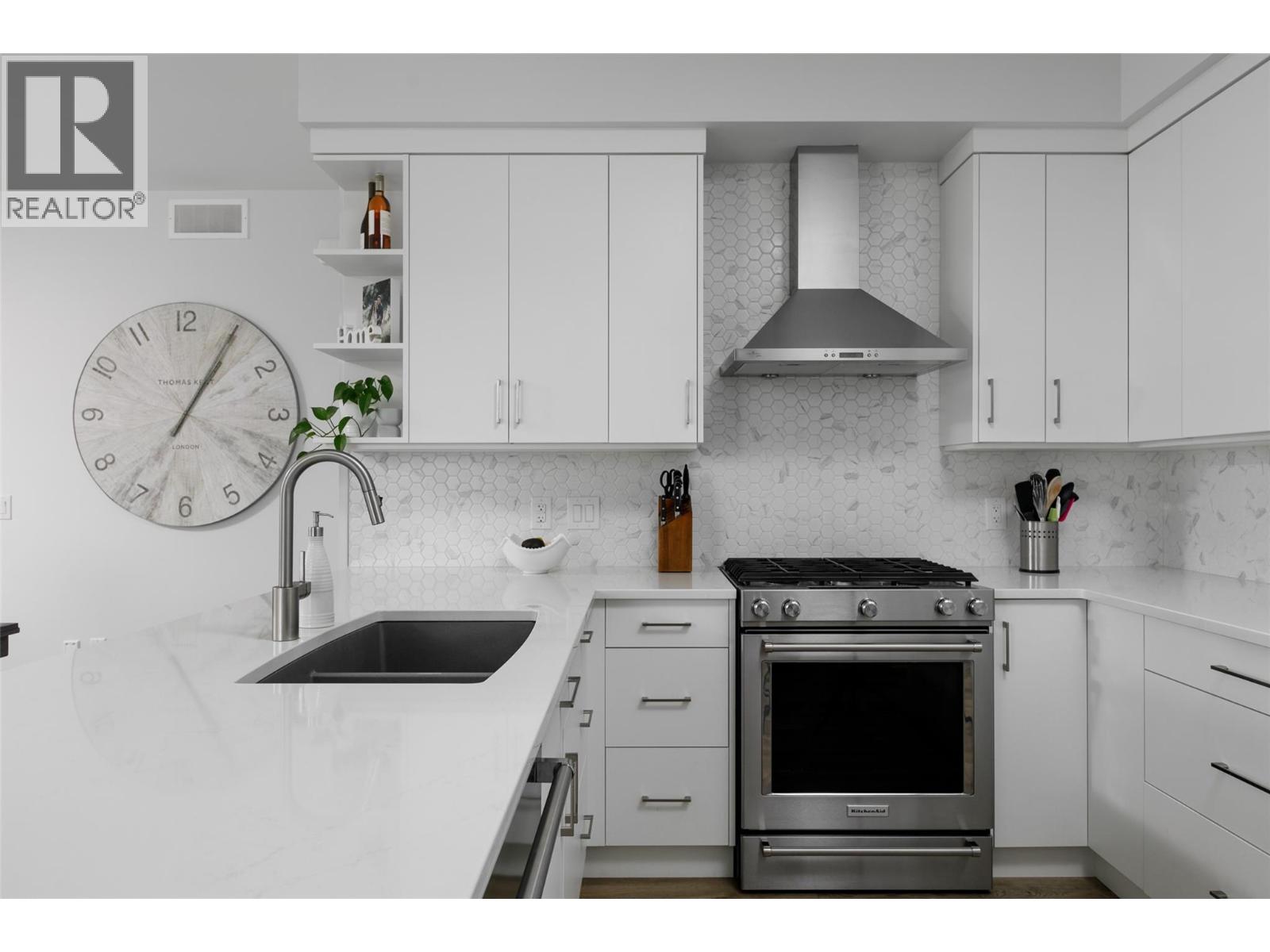  865 Patterson Avenue, Kelowna