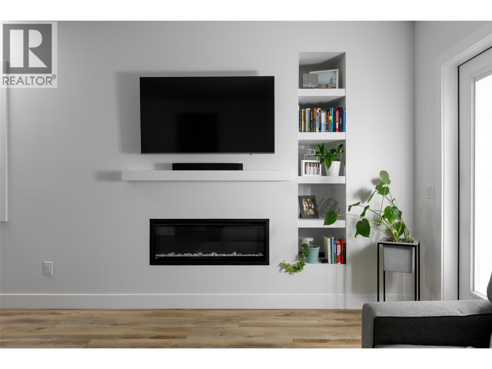  865 Patterson Avenue, Kelowna