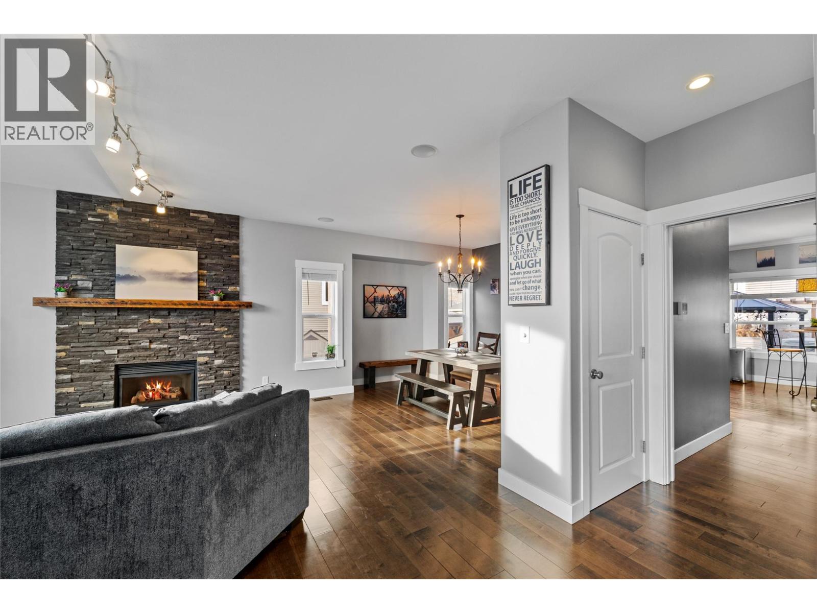 1052 QUAIL DRIVE - 14