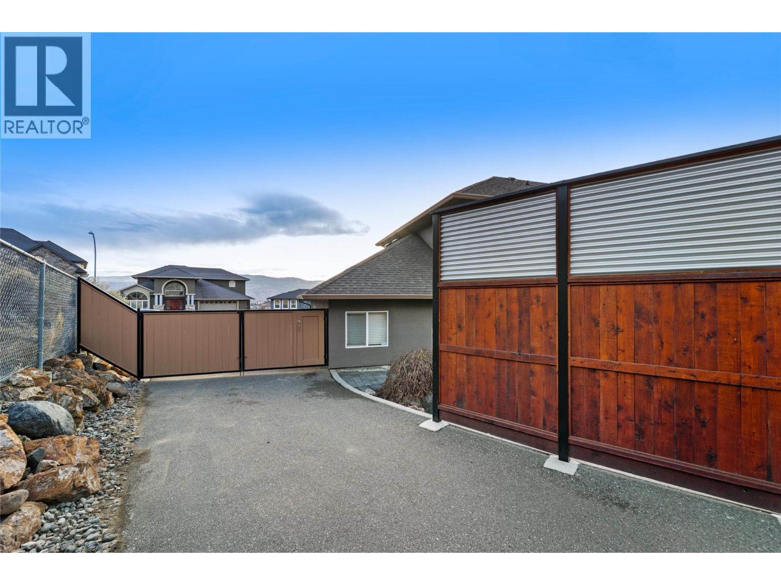 1052 QUAIL DRIVE - 50