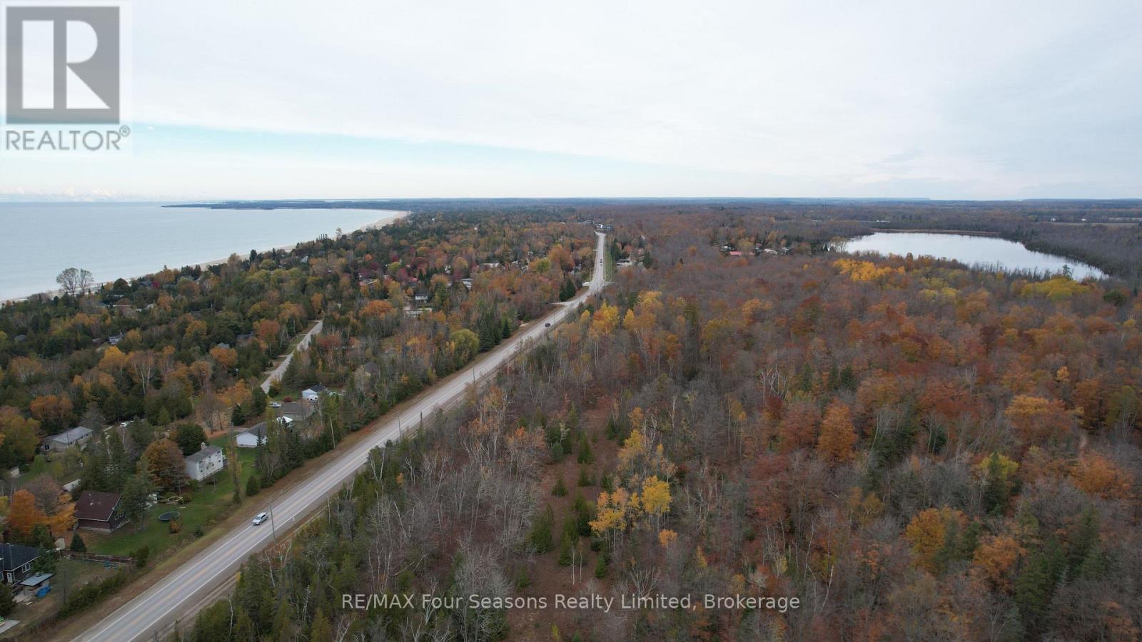 37 SILVER LAKE CRESCENT - Photo 5 of 46, South Bruce Peninsula, Ontario