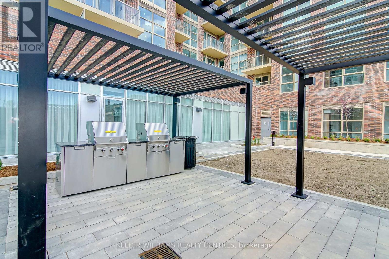 #306 1787 ST. CLAIR AVENUE W - 27
