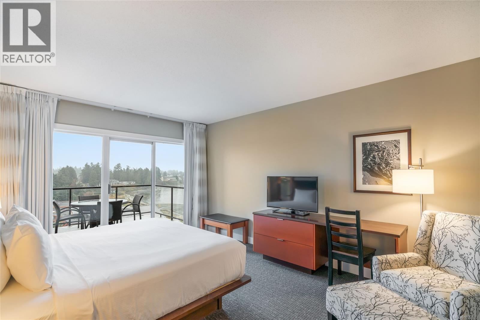 903/904C 181 Beachside Dr, Parksville