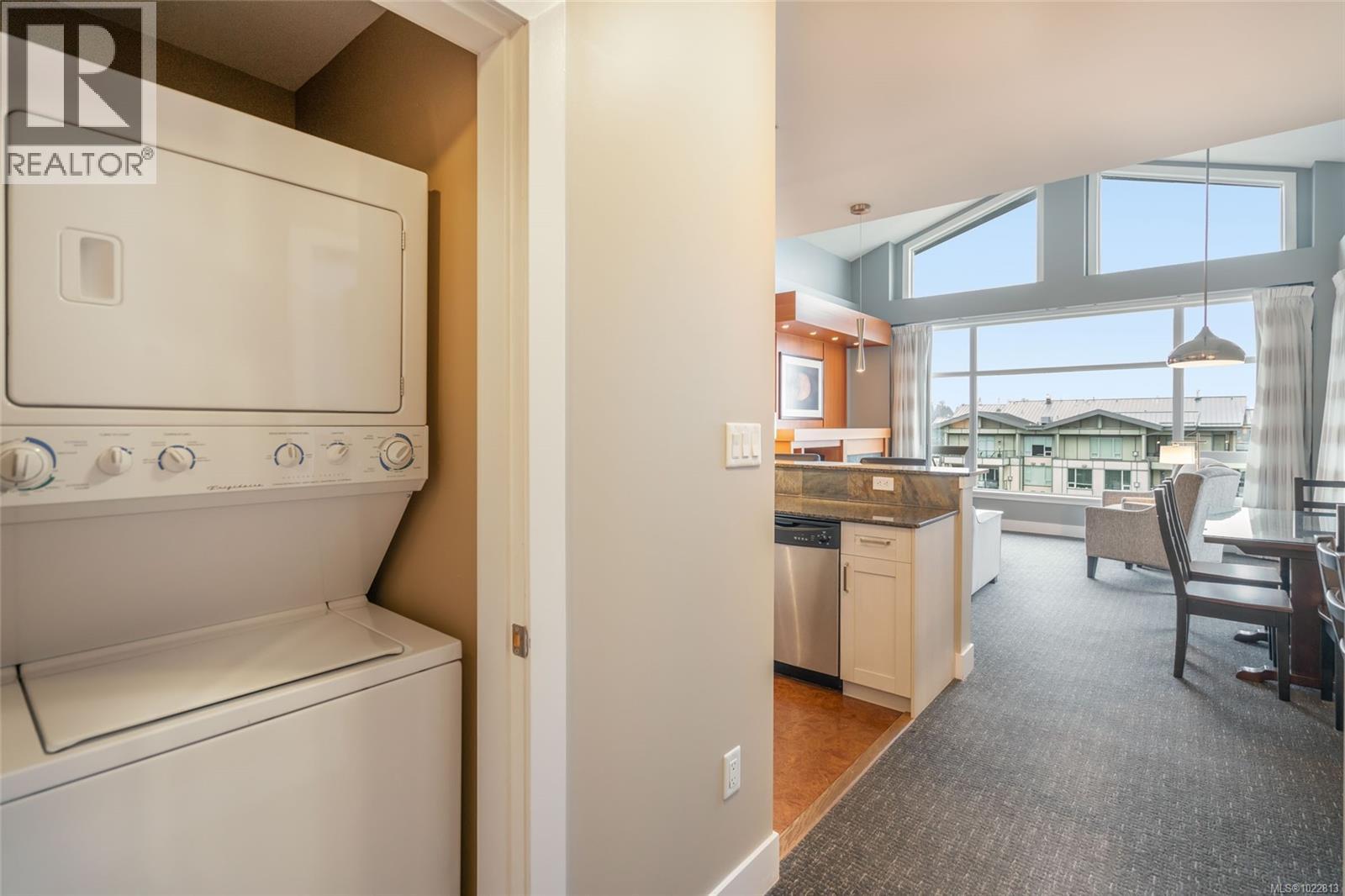 903/904C 181 Beachside Dr, Parksville